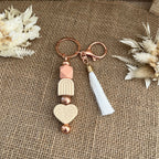 accessoire-sac-bijou-porte-cles-beige-rose-pompon