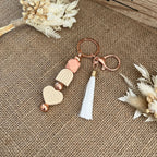 bijou-de-sac-porte-cles-coeur-rose- bohème–pompon-Lanyard & Co