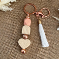 Bijou-de-sac-bohème-rose–Porte-clé -cœur-pompon-Lanyard & Co