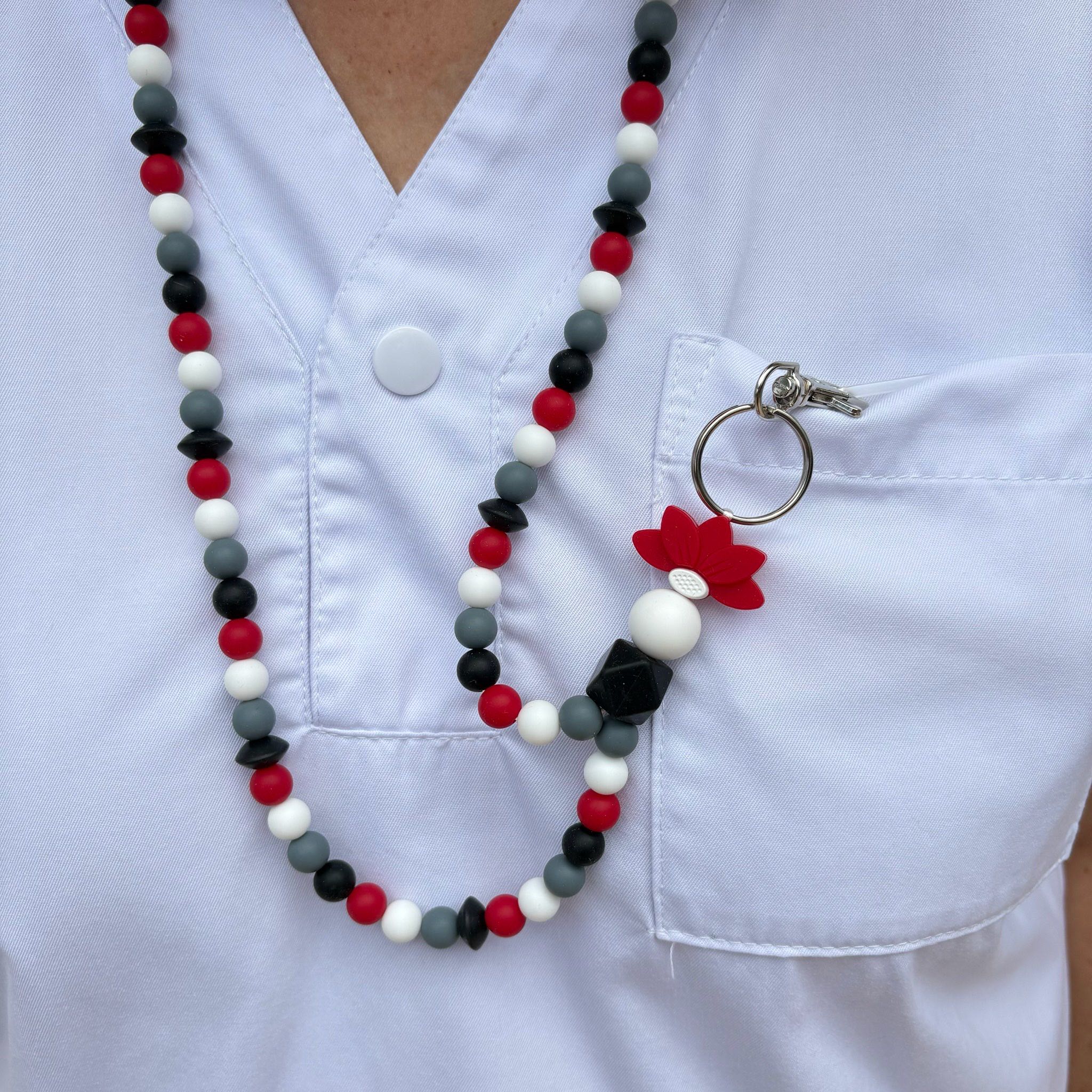 Tour de Cou - Lotus Rouge