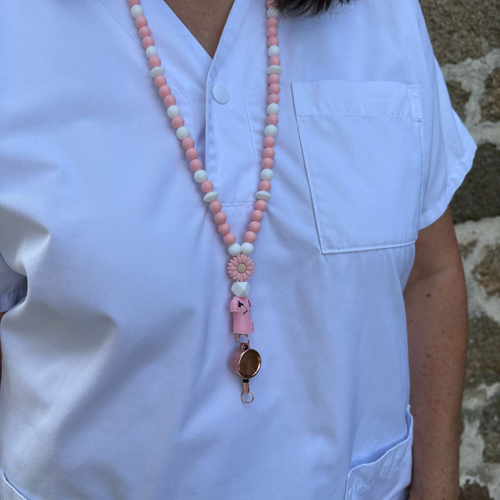 Porte Badge Enrouleur Infirmière Rose Ma boutique