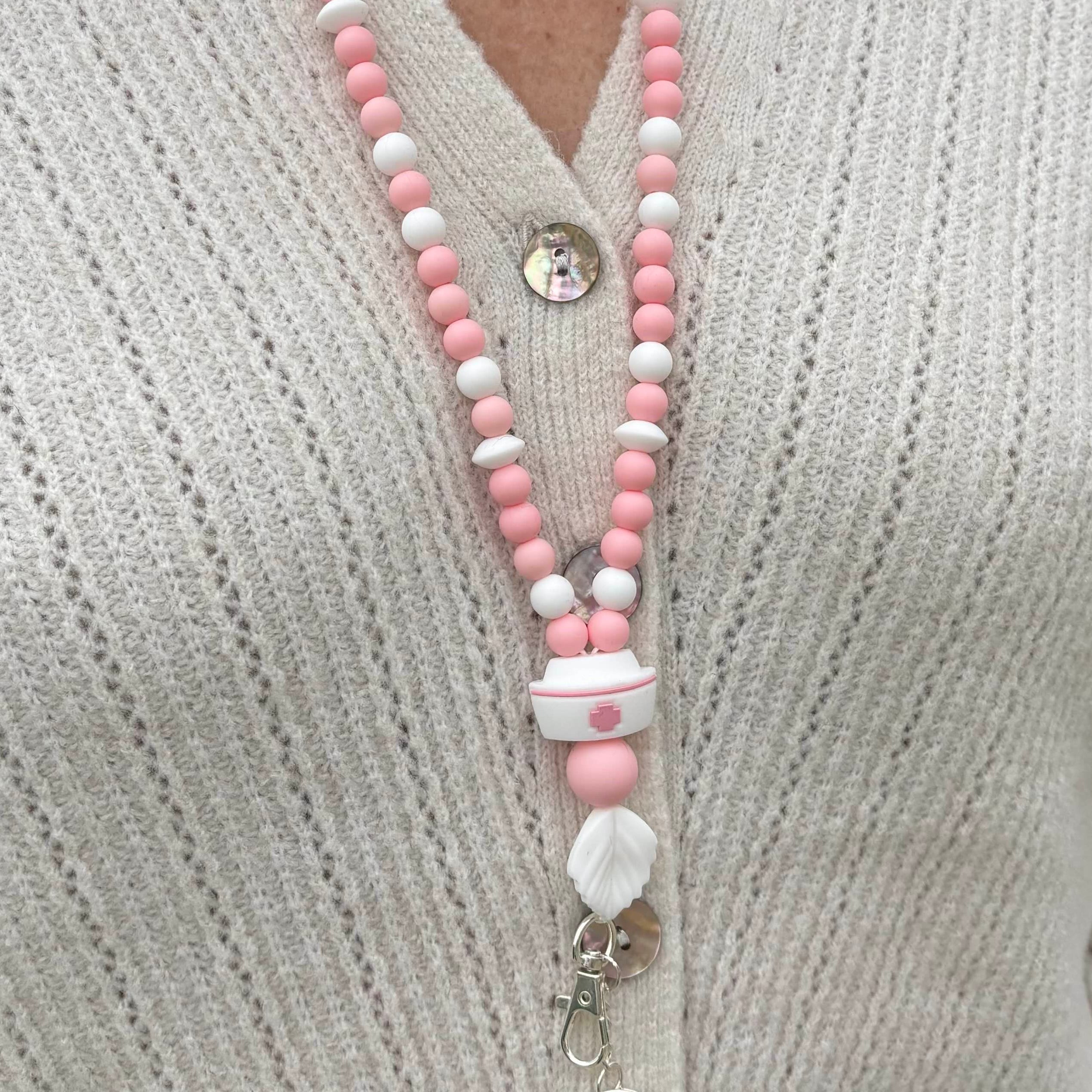 tour de cou infirmiers octobre rose badge ruban rose 