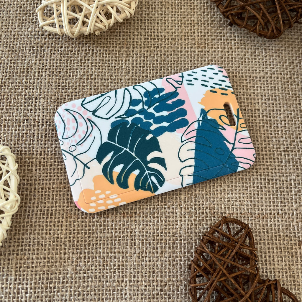 porte carte sécurisé avec coque rigide et ouverture coulissante