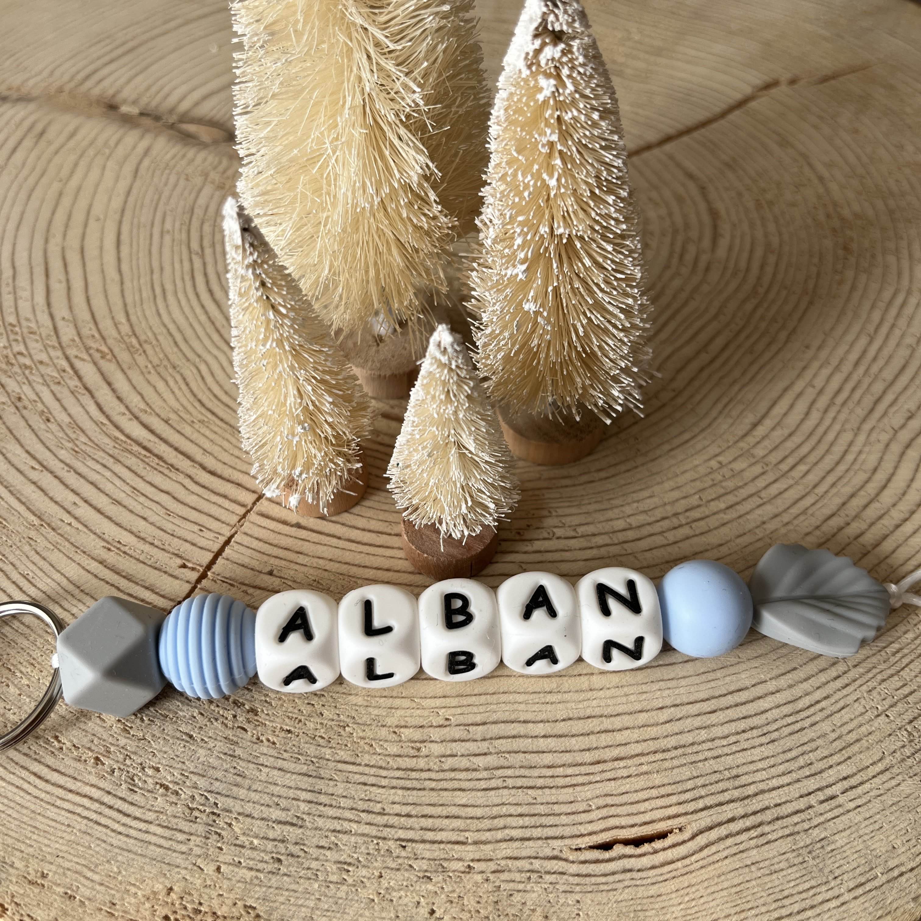 Porte-clés personnalisé en perles de silicone avec prénom, bleu, gris, blanc