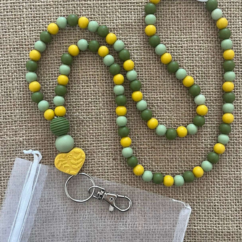 Tour de cou porte-badge kaki et moutarde en perles de silicone Lanyard & Co